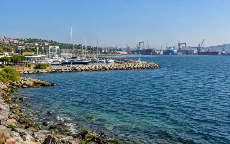 Tuzla kombi servisi – Tuzla ilçesinden manzara